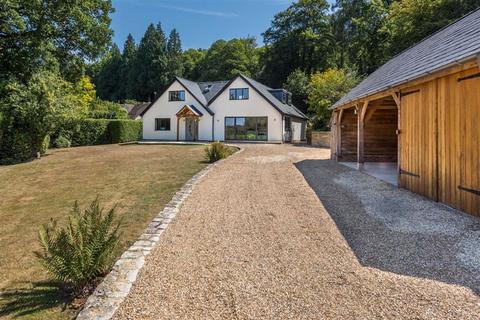 Bowcot Rise Bowcott Hill, Headley, Bordon, GU35 8DE
