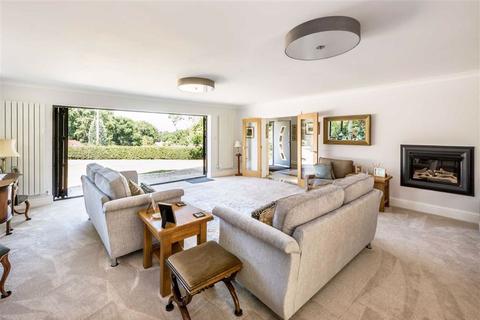 Bowcot Rise Bowcott Hill, Headley, Bordon, GU35 8DE