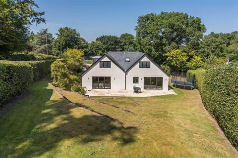 Bowcot Rise Bowcott Hill, Headley, Bordon, GU35 8DE