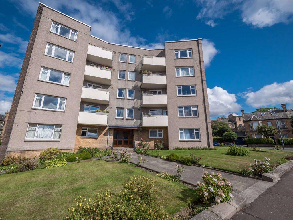 ETHEL TERRACE, MORNINGSIDE, EH10 5NA 3 bed flat £995 pcm (£230 pw)