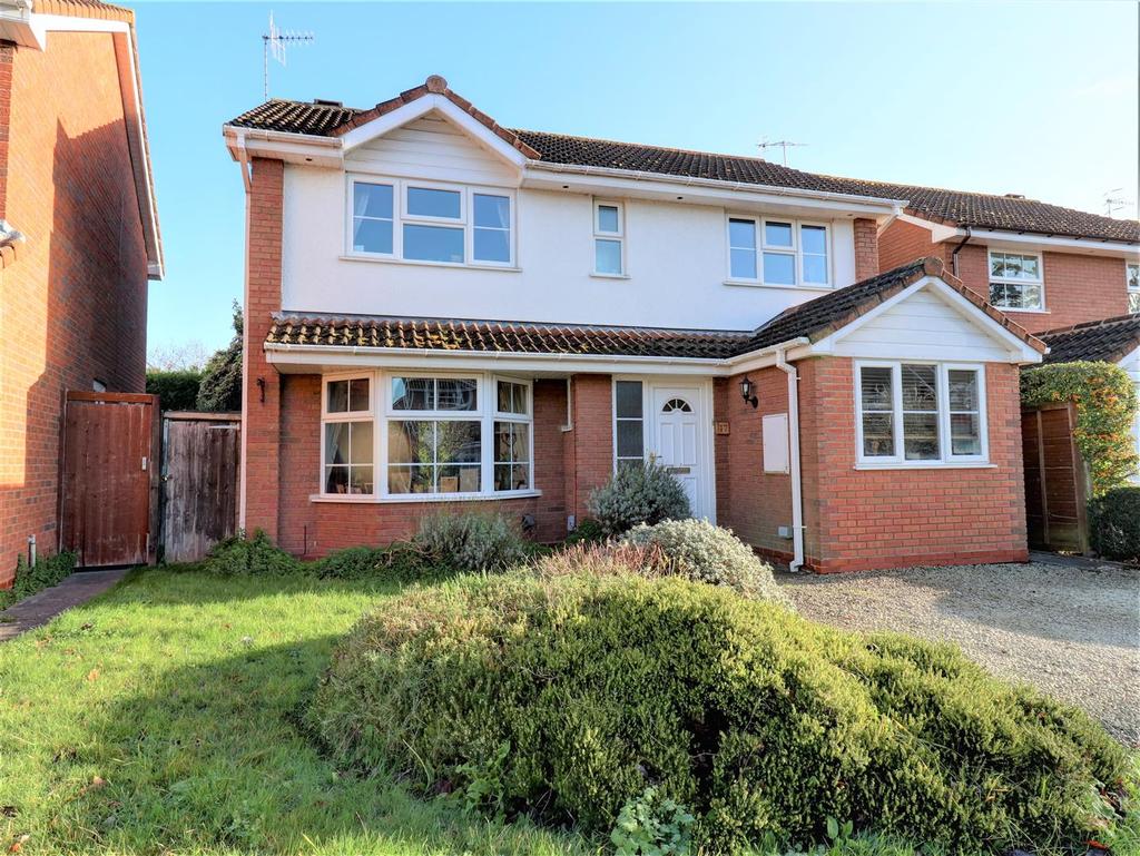 Aintree Road, StratfordUponAvon 4 bed detached house £425,000