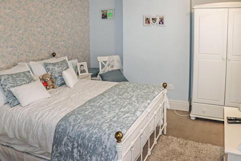 62 Stanley Road, Nuneaton, CV11 5EW