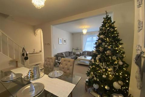 34 Main Street, Barry, CF63 2HJ