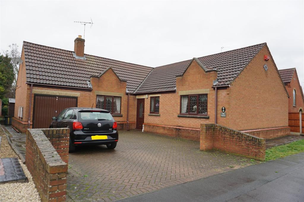 Farm Court, AdwickLeStreet, Doncaster 3 bed bungalow £190,000