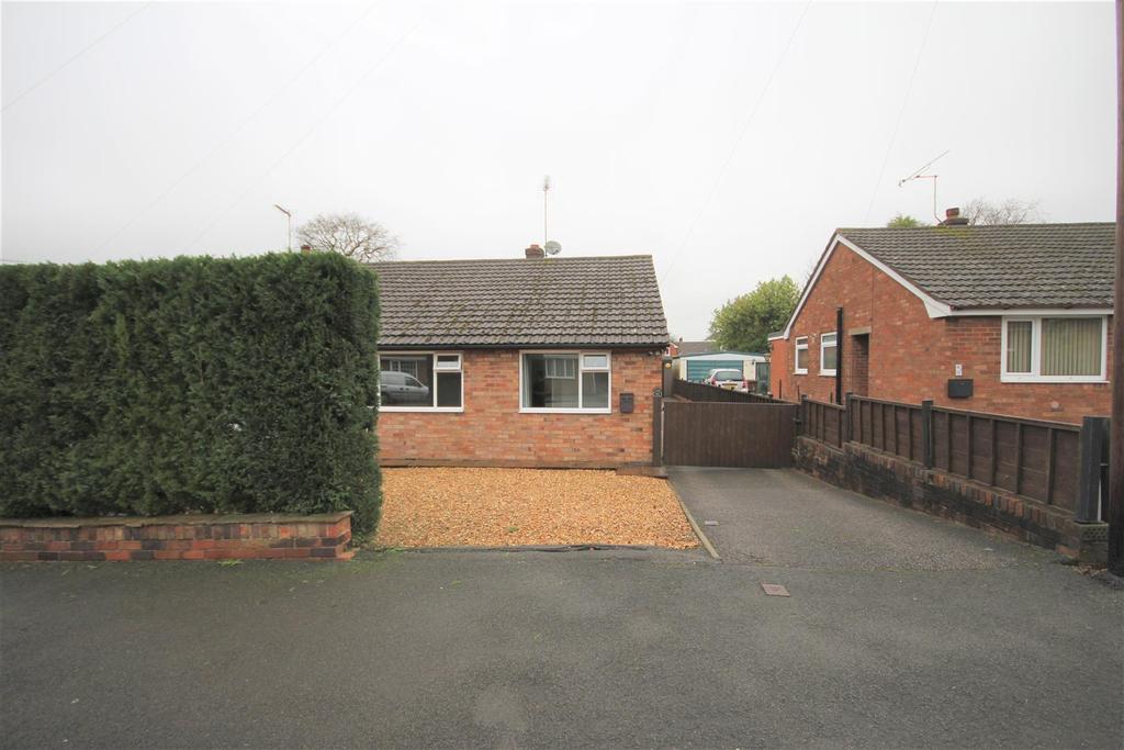 Thorley Drive, Cheadle, 2 bed semidetached bungalow £165,000