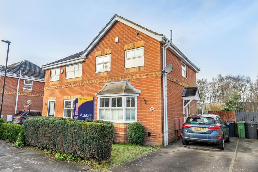 Goodwood Grove, York 3 bed semidetached house £255,000