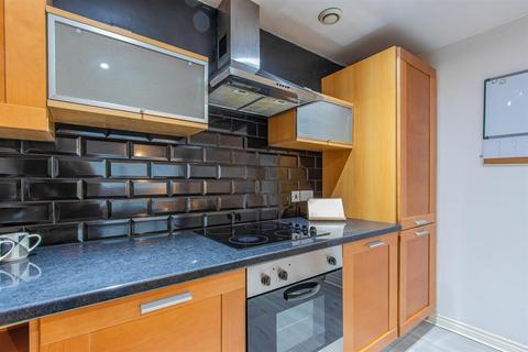 2, Lock Keepers Court Blackweir Terrace, Cardiff, CF10 3EZ