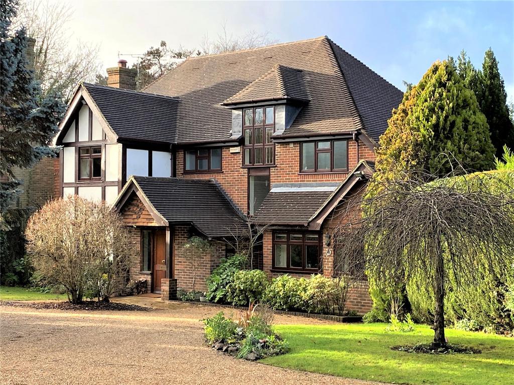 Winchester Grove, Sevenoaks, Kent, TN13 6 bed detached house £1,950,000