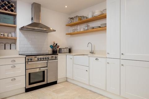 10 Church Lane, Clifton, Bristol, BS8 4TX
