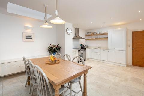 10 Church Lane, Clifton, Bristol, BS8 4TX