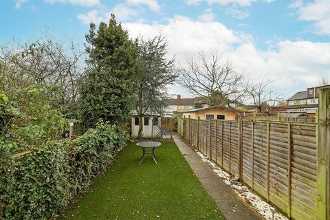 165 Browning Avenue, Worcester Park, KT4 8LB