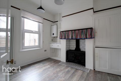 70 Bellevue Road, Ramsgate, CT11 8DN