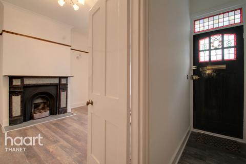 70 Bellevue Road, Ramsgate, CT11 8DN
