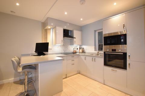 Flat 1, Emmanuel Court Okehampton Road, Exeter, EX4 1FB