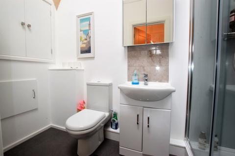 Flat 1, Emmanuel Court Okehampton Road, Exeter, EX4 1FB
