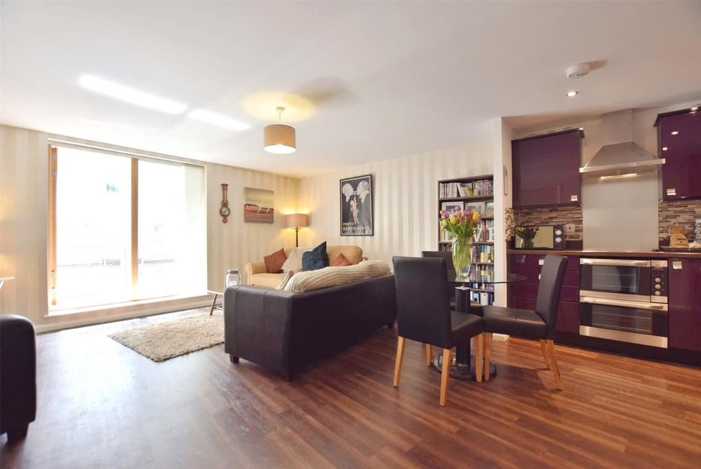 Friars Wharf, Gateshead, Tyne & Wear, NE10 2 bed apartment to rent £850 pcm (£196 pw)