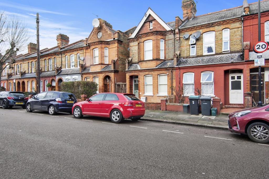 Lymington Avenue, N22 3 bed terraced house £595,000