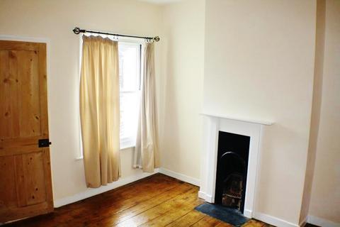 3 bedroom terraced house to rent, Florence Rd, Norwich