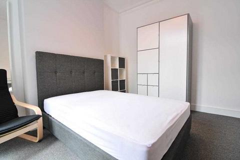 7 bedroom house share to rent, Bedford Park, Plymouth