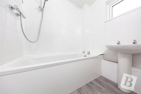 16 Clavering, Basildon, SS16 4LZ