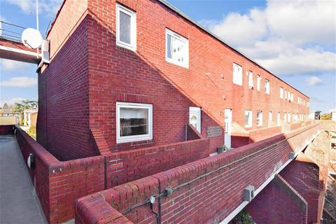 51 Tamar Square, Woodford Green, IG8 0EA