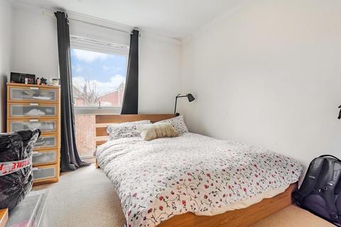 5, Stewards Court Carlisle Close, Kingston Upon Thames, KT2 7AU