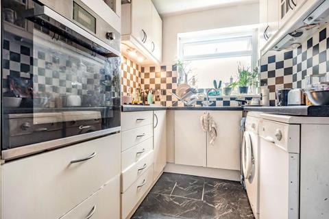 5, Stewards Court Carlisle Close, Kingston Upon Thames, KT2 7AU