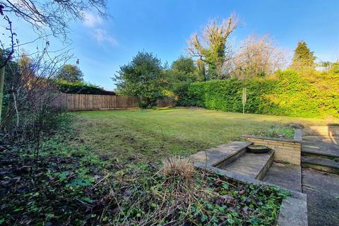 33 Highfield Park, Marlow, SL7 2DE
