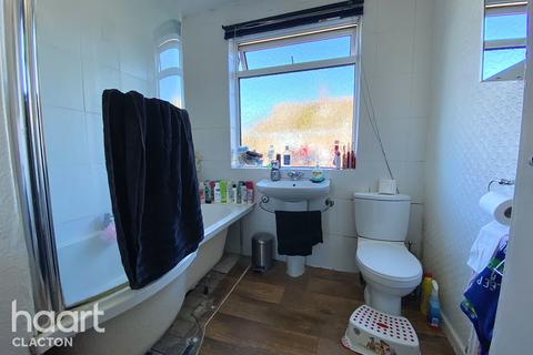 69 Blenheim Road, Clacton-on-sea, CO15 1DN