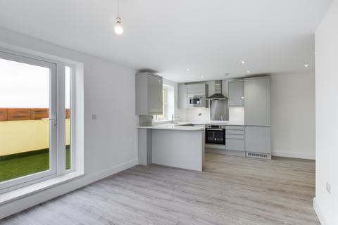 2 bedroom apartment for sale - Forest View, London Road, Benfleet
