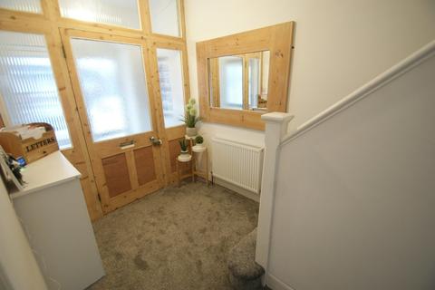 8 Manor Road, Paignton, TQ3 2HS