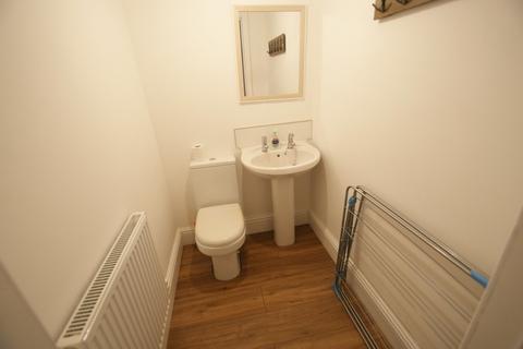 8 Manor Road, Paignton, TQ3 2HS