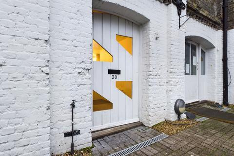 Studio to rent, The Old Flour Mill, Dover