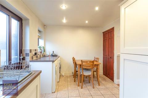 6a Turf Lane, Chadderton, Oldham, OL9 8HL