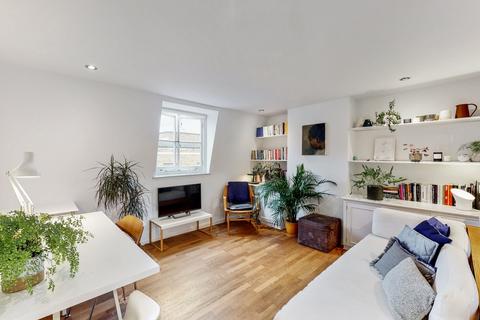 1 bedroom apartment to rent, St James's Walk, EC1R