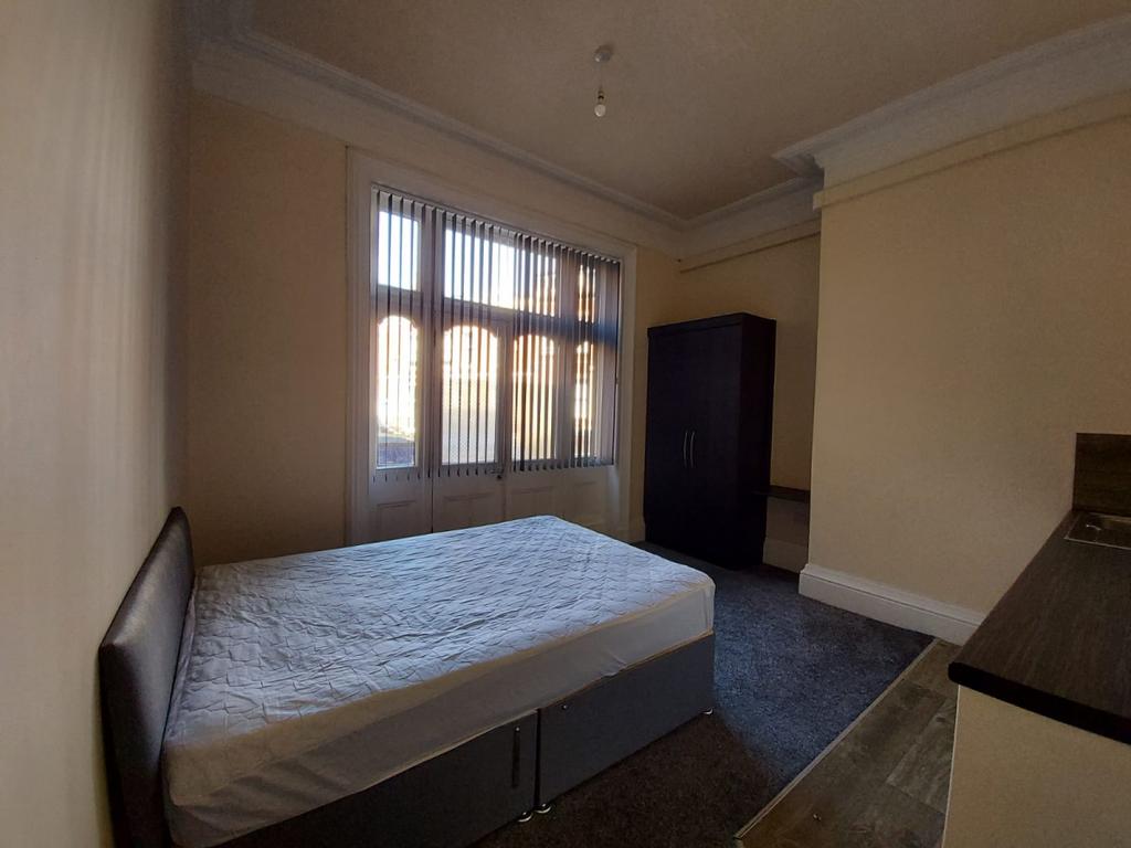 29a Ribblesdale Place - Room 3
