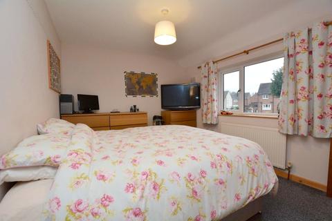 19 All Saints Circle, Woodlesford, Leeds, LS26 8LZ