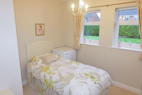 4 Wheelock Close, Sutton Coldfield, B74 2DW