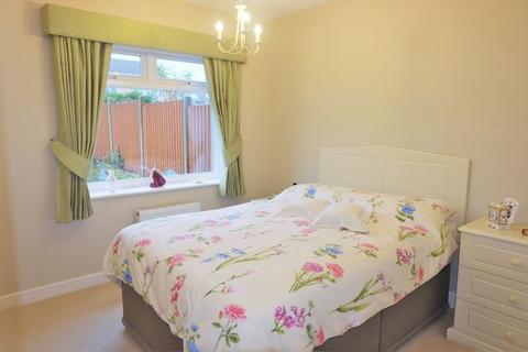 4 Wheelock Close, Sutton Coldfield, B74 2DW