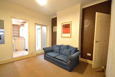 61 Gladys Road, Smethwick, B67 5AW