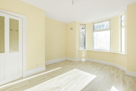 60 Clitheroe Road, Manchester, M13 0QU
