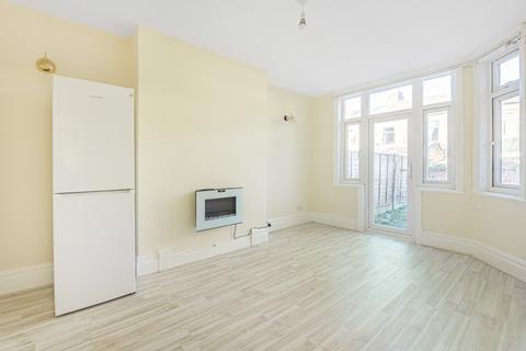 60 Clitheroe Road, Manchester, M13 0QU