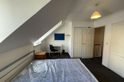 6 bedroom townhouse to rent - Old Laundry Court, Norwich