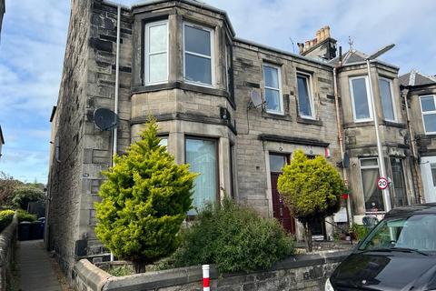 2 bedroom flat to rent, 66 Brucefield Avenue