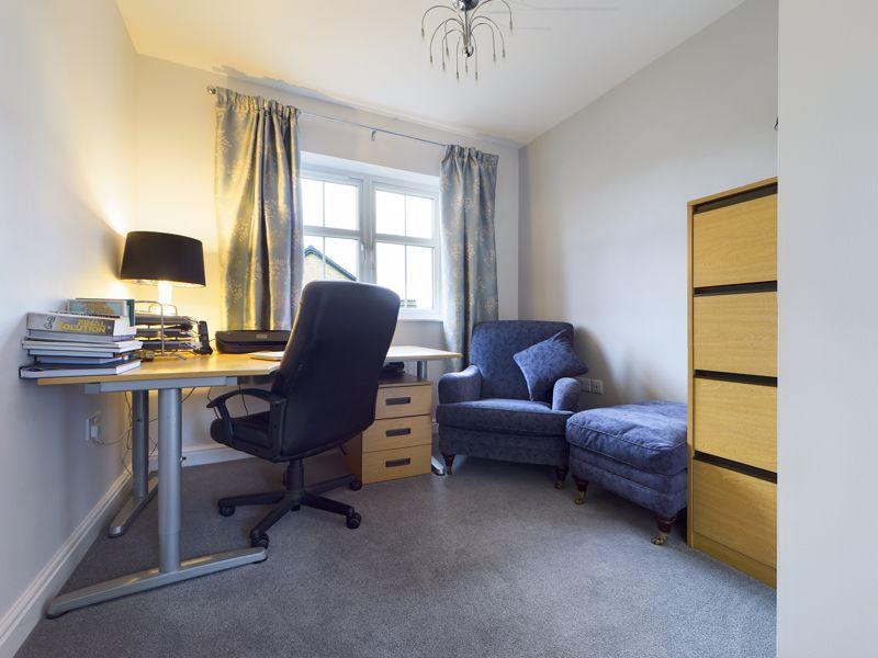 Bedroom 4/study