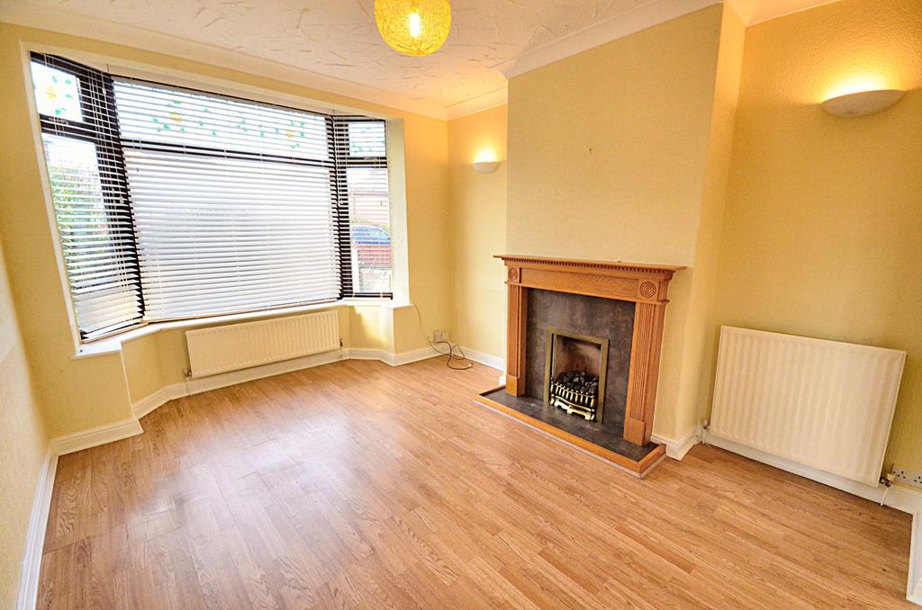Seaton Road, Bolton, BL1 2 bed semidetached house £160,000