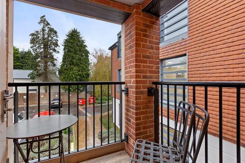 1 bedroom apartment for sale, Dukes Ride, Crowthorne