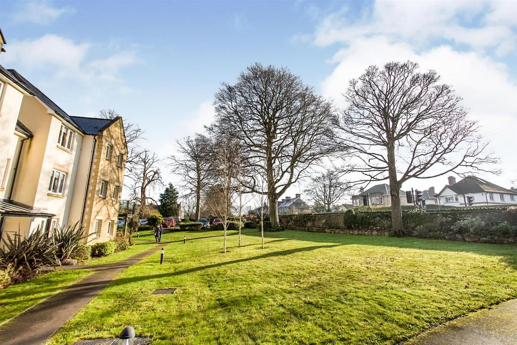 Holmcroft Court