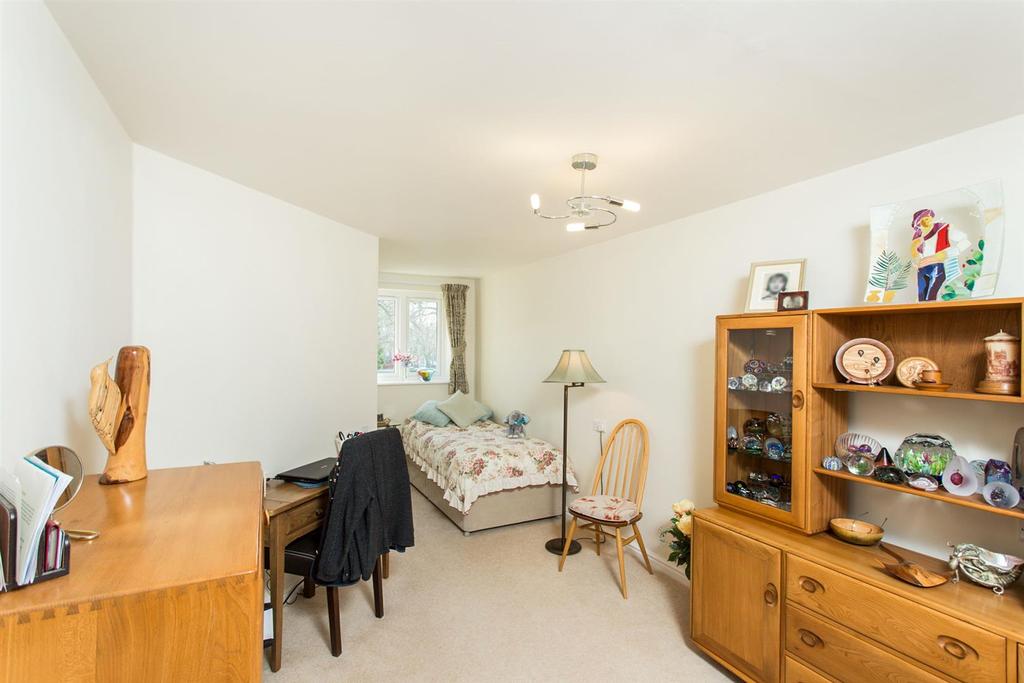 Holmcroft Court Bedroom