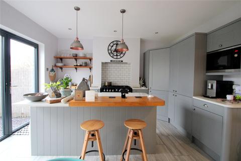 29 Hendre Road, Bristol, BS3 2LP